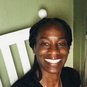 Meet your Posher, Natoshia